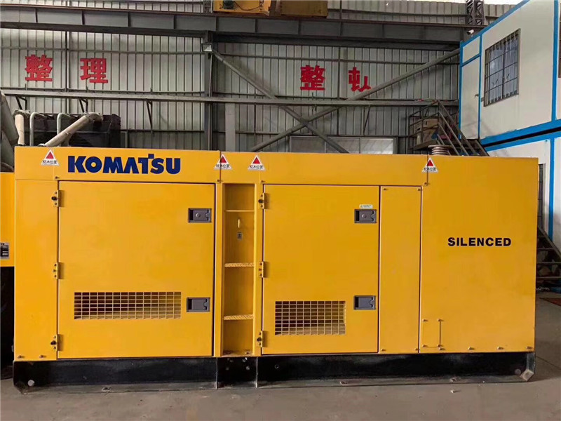 思明不同类型的储能技术在市场规模增长趋势下的发展方向有哪些？