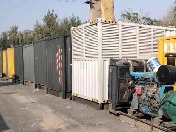 思明200KW柴油发电机机组每小时油耗是多少?